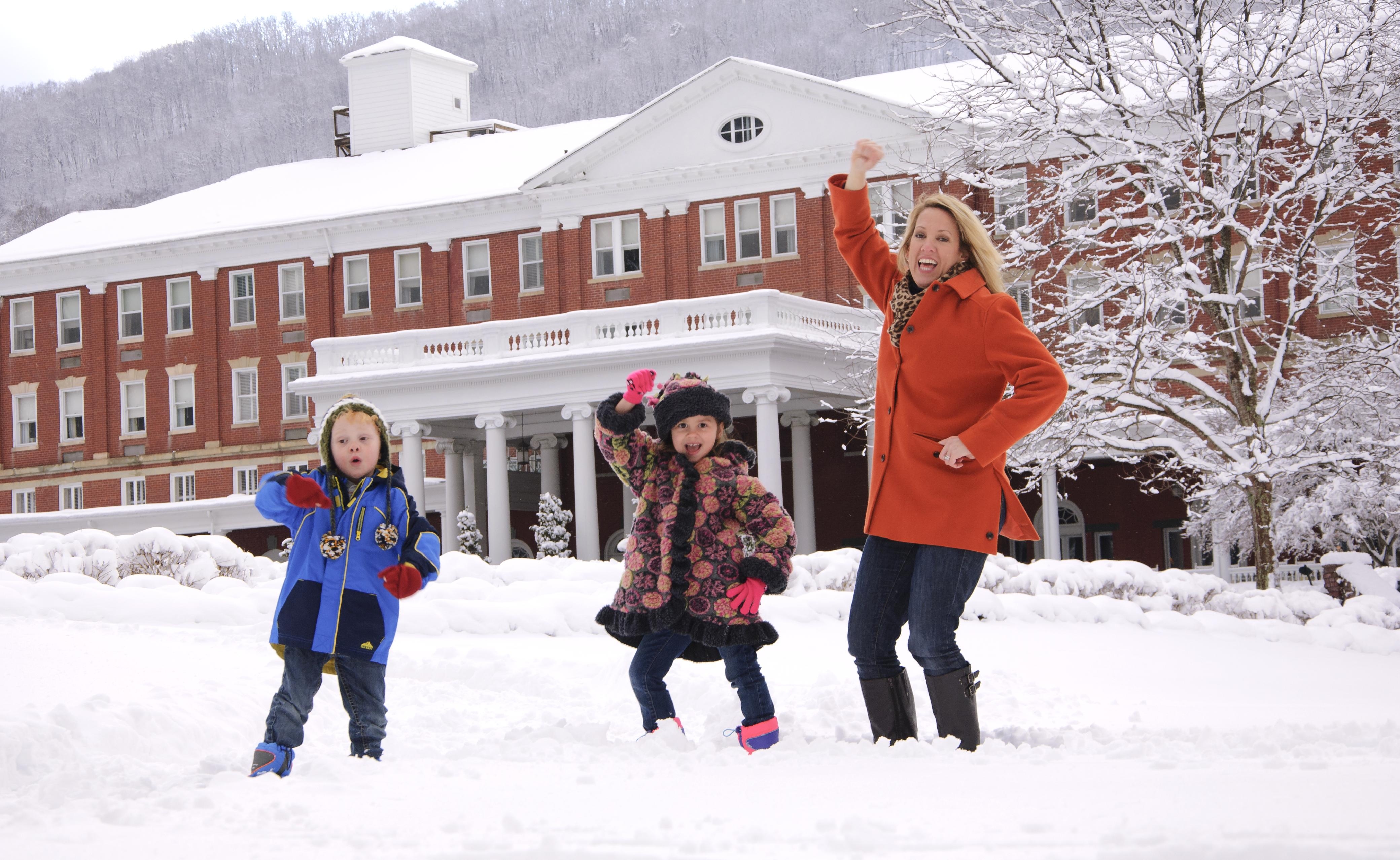 凛冬冰雪季 看美国首都地区的大人小孩玩什么