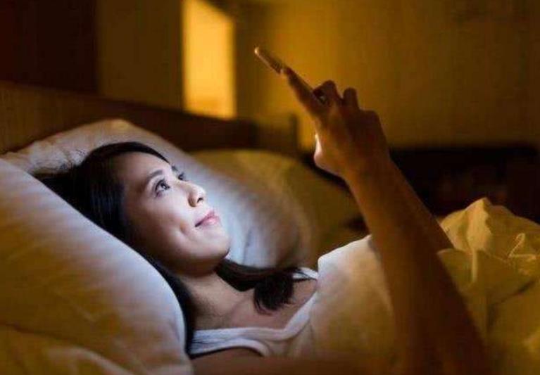 不高兴时胎动,宝宝频繁胎动是高兴还是不高兴