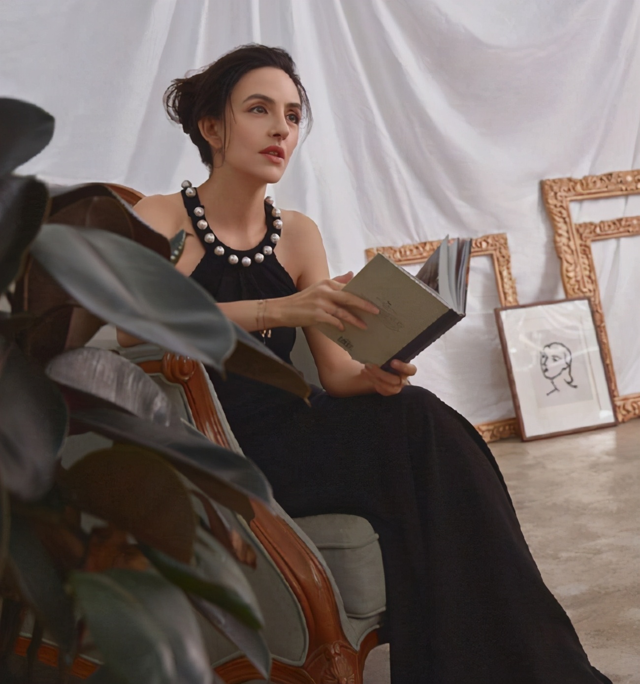 刘烨混血儿女变化大，儿子帅气女儿腼腆，法国妻子傲娇美丽似贵族