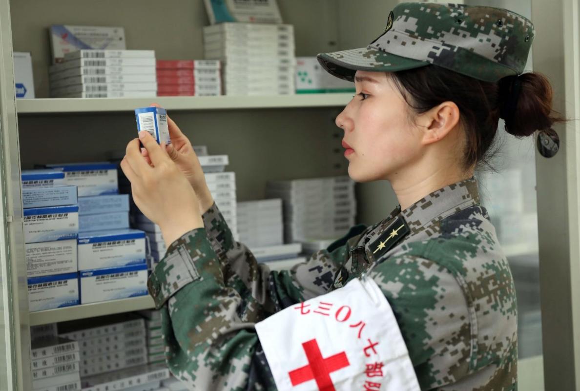 军护和普通护士哪个容易考,军职护士报考要求