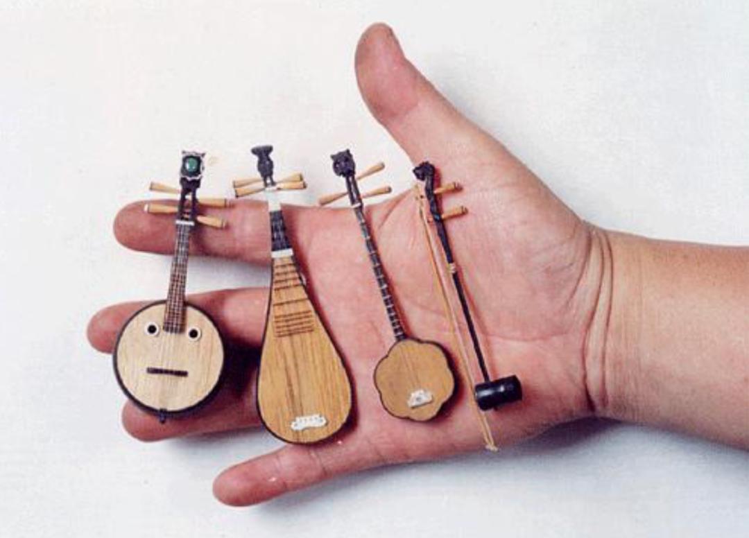 靠锯木头火爆国外，4000w人想当他孙子的大爷，到底有多牛x？