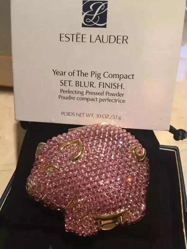 各大品牌的春节限定都跟猪一样吗,各大奢侈品牌新年限定