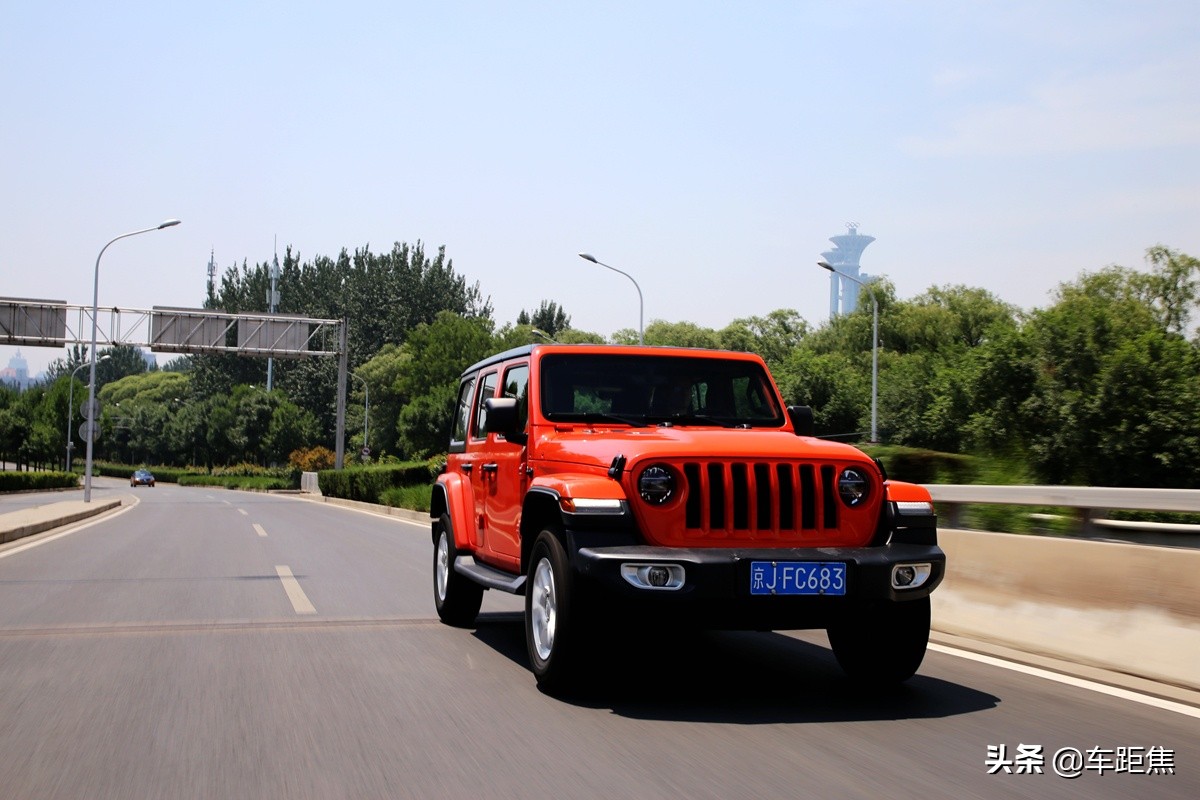 牧马人沉浸式体验白色内饰,体验牧马人卢比肯