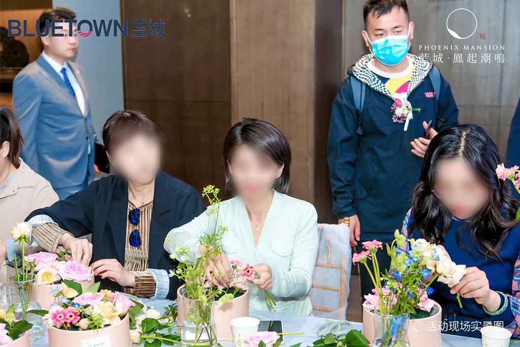 这座蓝城打造的城市中的秘密花园，惊艳了郑州人