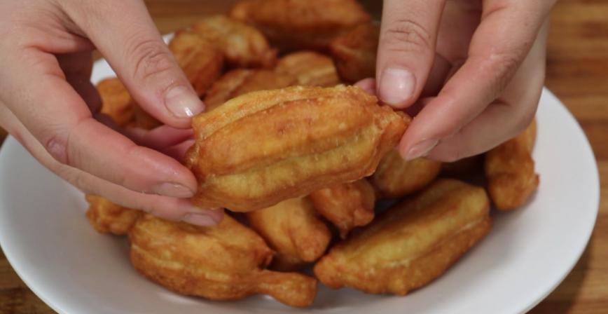 肯德基最新的安心油条做法,肯德基早餐油条怎么做