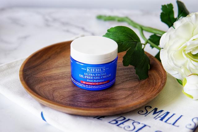 油皮夏季适合用什么面霜 (夏季好用不油的面霜推荐)