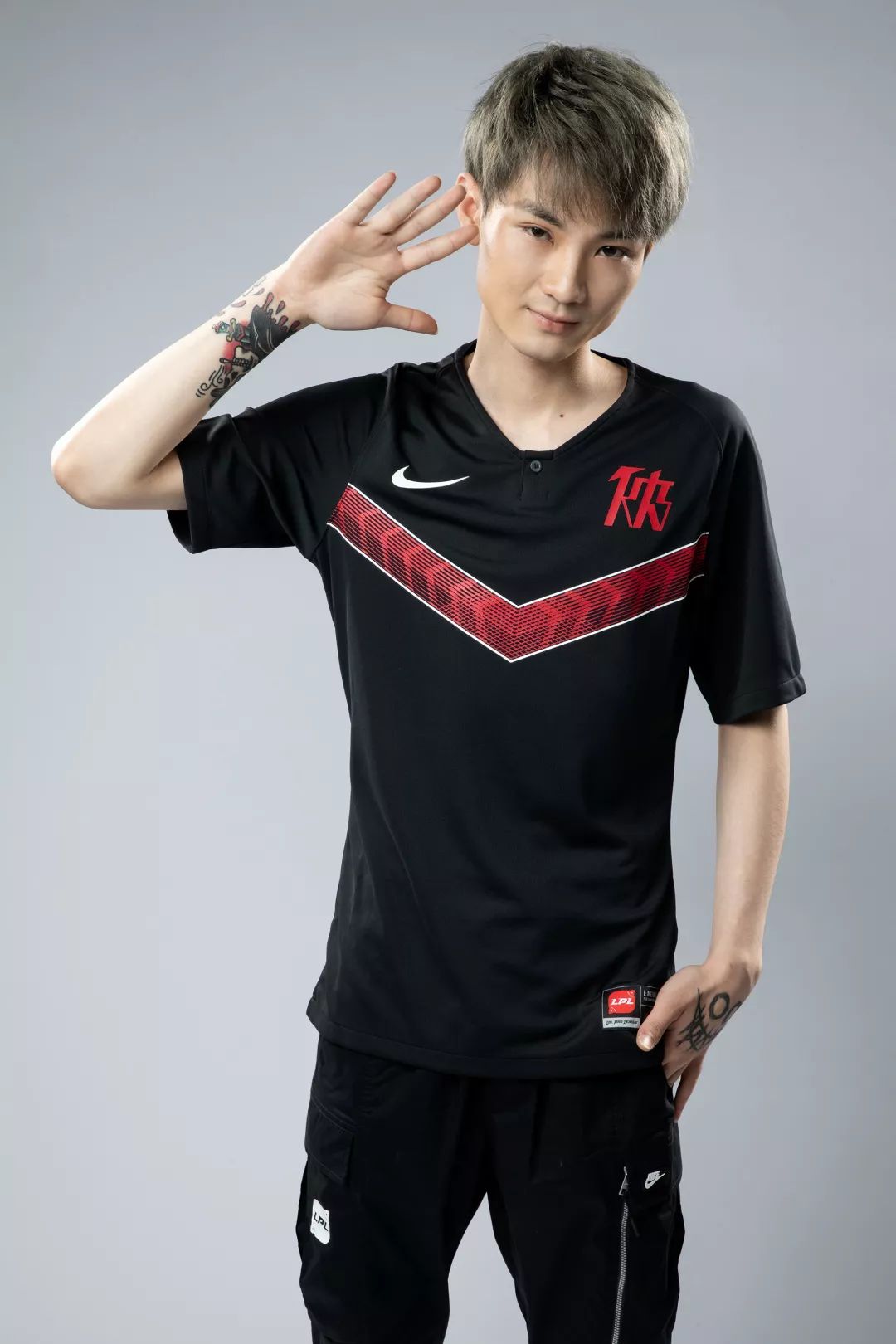 nikelpl队服,英雄联盟lpl与nike