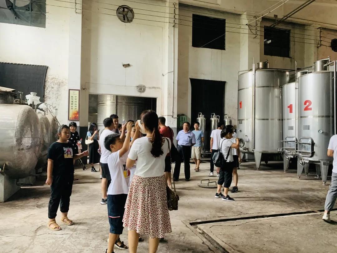 陕西丹凤葡萄酒厂西安总经销,渭南丹凤葡萄酒厂新闻报道