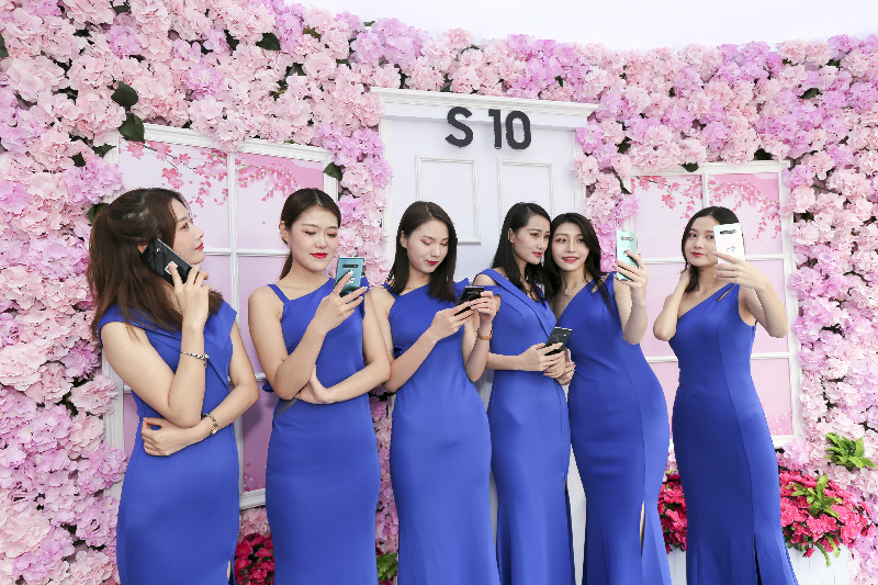 三星galaxys10曝光惊艳之作,三星galaxys10系列配置速览