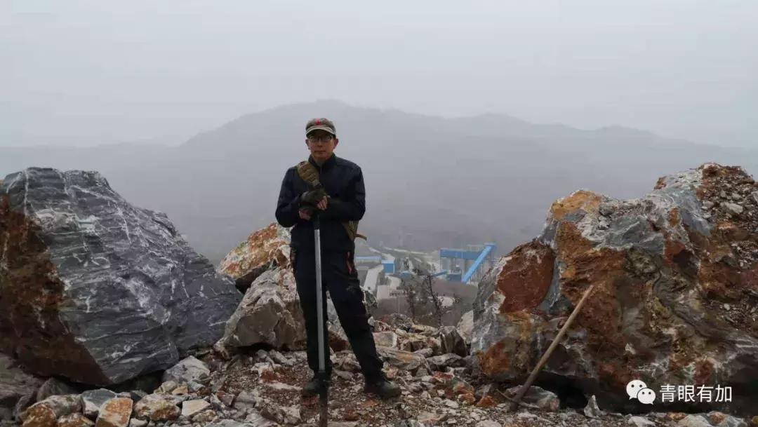 我站在方城大山的伤口