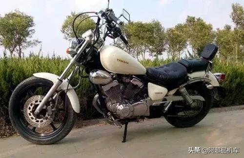 这些常人眼里的破铜烂铁,却是摩迷心中难得一遇的宝贝!