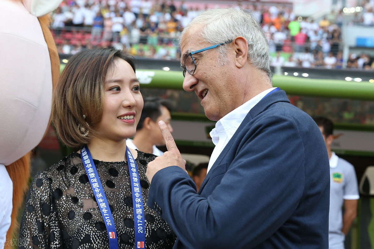 女董事长下达指令,中国国足限薪令