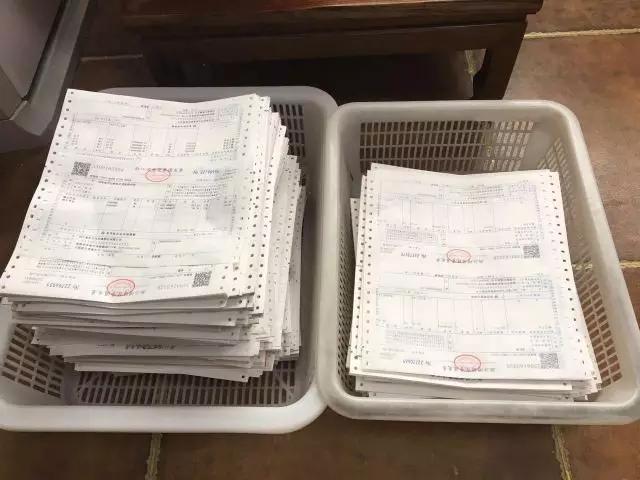 铜臭盖不住鱼头香