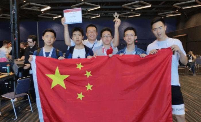 王俊凯重庆八中学校,王俊凯重庆八中高考成绩