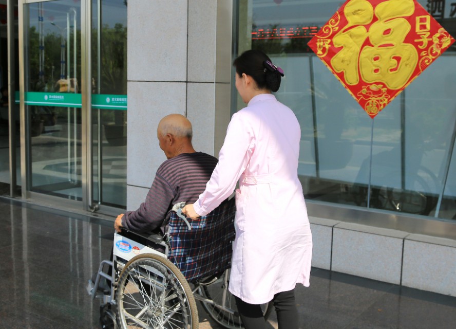 这家医院视患者如亲人——赵伟摄影、撰文