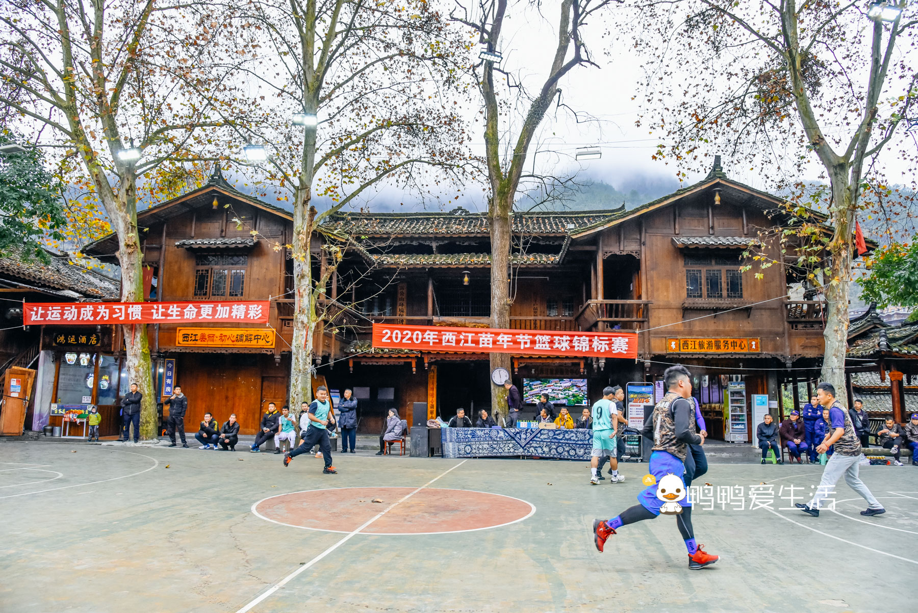 匆匆忙忙的行程,匆匆游览一个景点