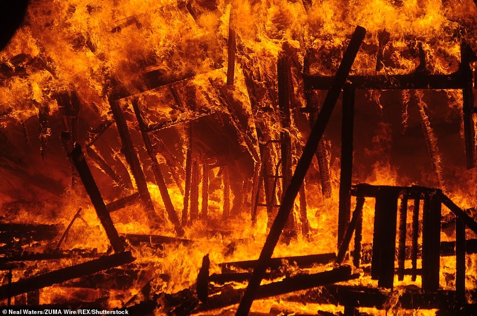 美国加州山火爆发最新信息,美国加州山火肆虐