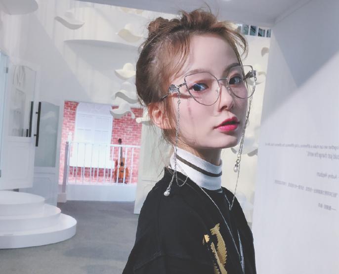 嘴唇长得好看的女人命好吗,女生嘴唇什么型好看