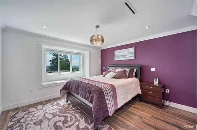 住在本拿比的理由，一个就够了