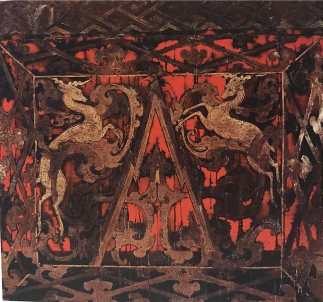 白虎穿堂家破人亡是什么格局,白虎转案与白虎穿堂是一个意思