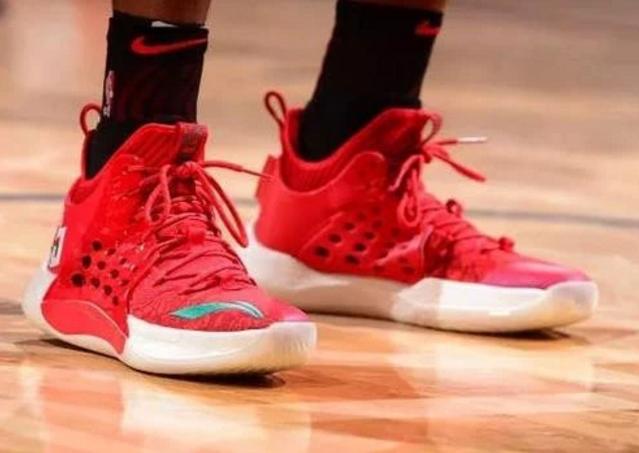 打野球球鞋推荐,打野球适合穿的鞋子