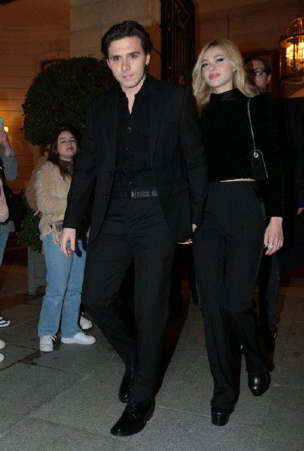 贝克汉姆二儿子最新造型,贝克汉姆大儿子像爱因斯坦