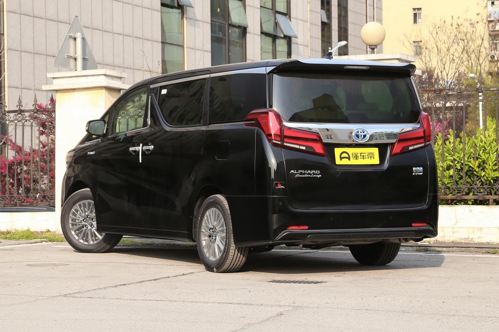 超级爸爸奶爸,超级奶爹带娃