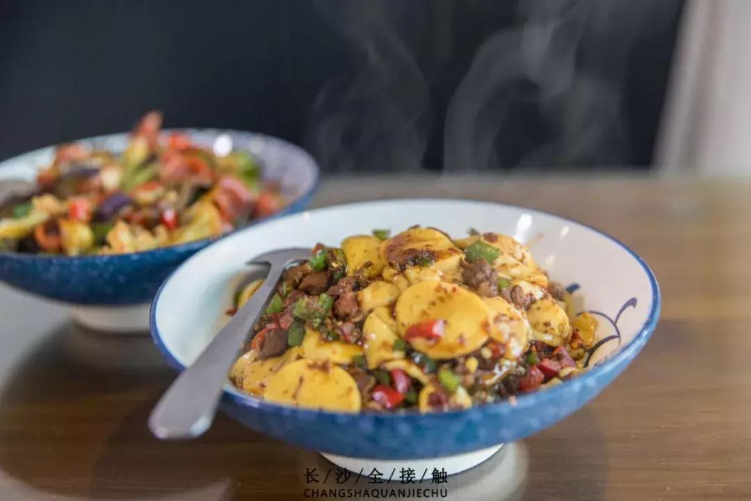 留得住回忆但是留不住人心,留得住的记忆回不去的乡愁