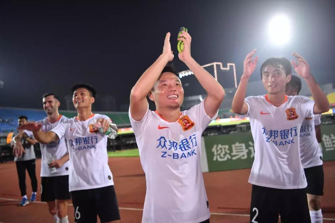 巴普蒂斯唐建功，埃弗拉锁定胜局！武汉卓尔客场2:0力克北京人和