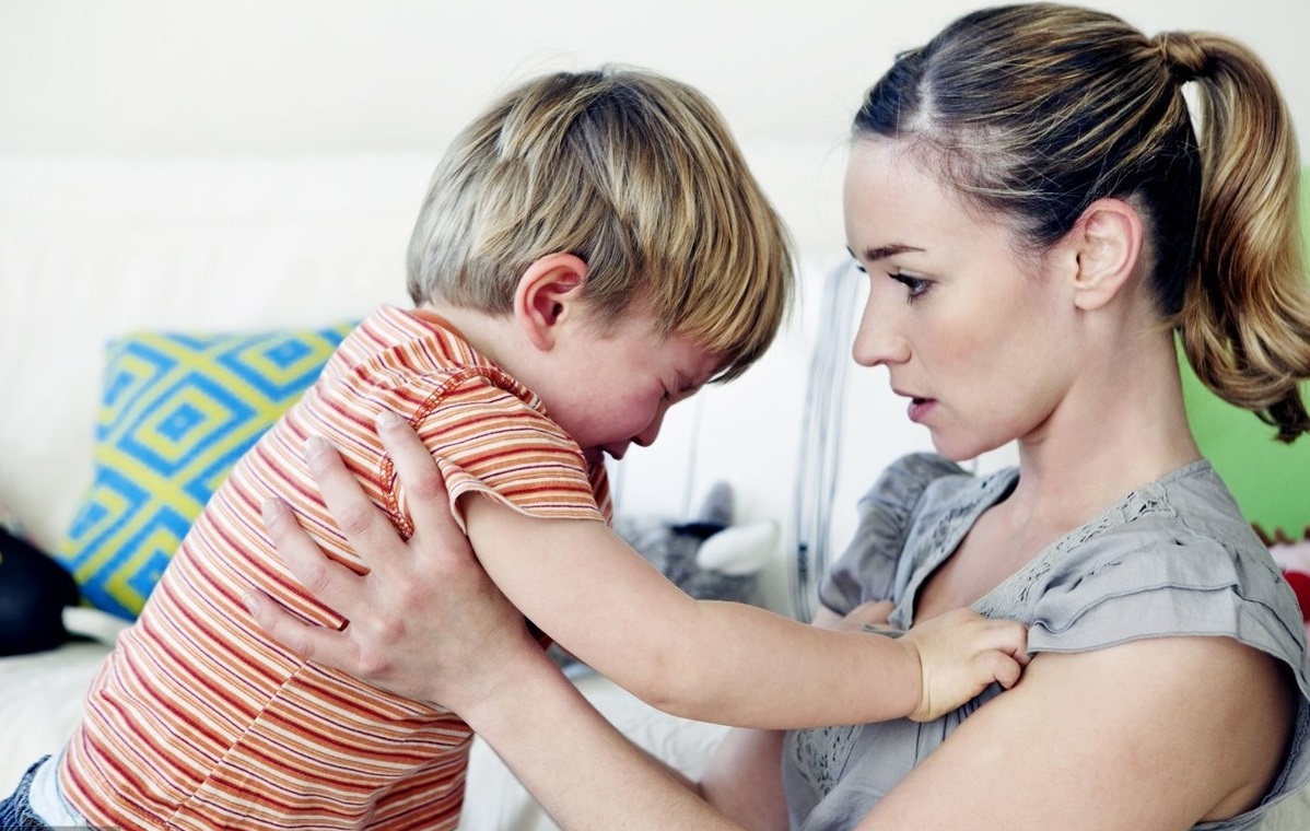 六岁男孩口臭严重,6岁男童口臭