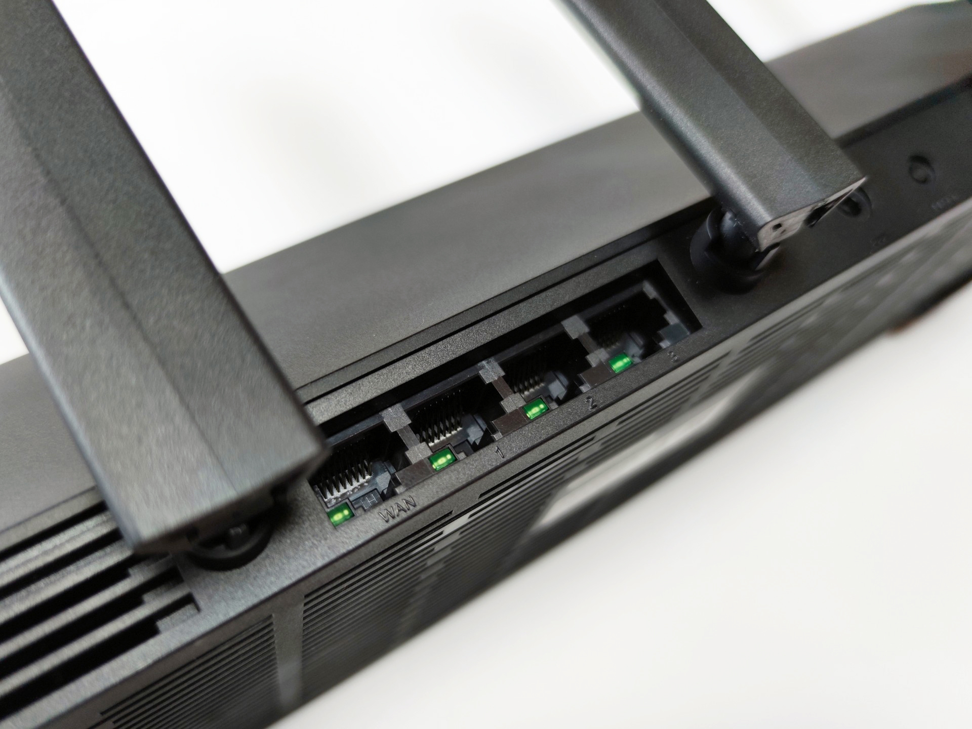 小米最新的wifi6路由器,小米wifi6路由器ax3000穿墙效果