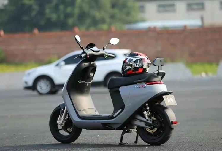 小牛和九号哪个销量好,小牛与九号哪个品牌好做