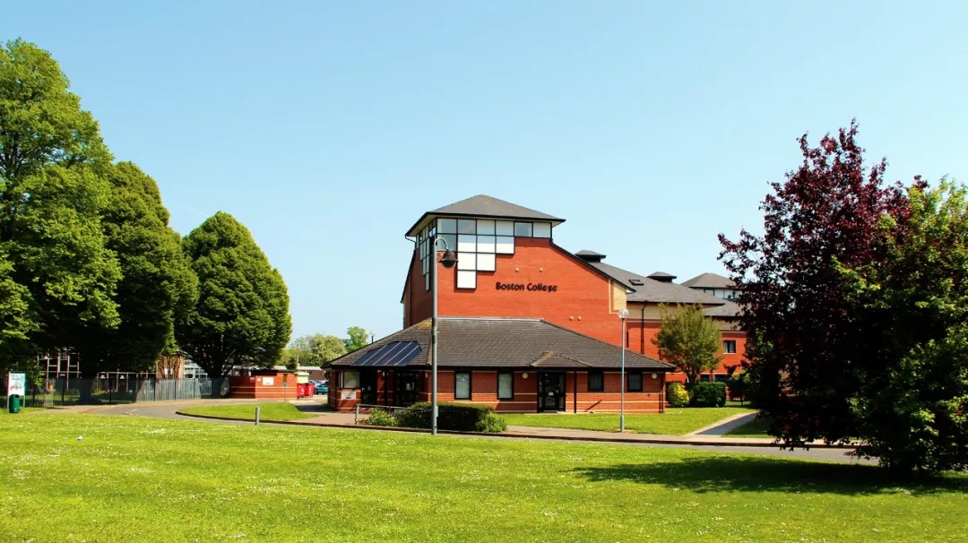 林肯郡大学,英国林肯郡林肯学院