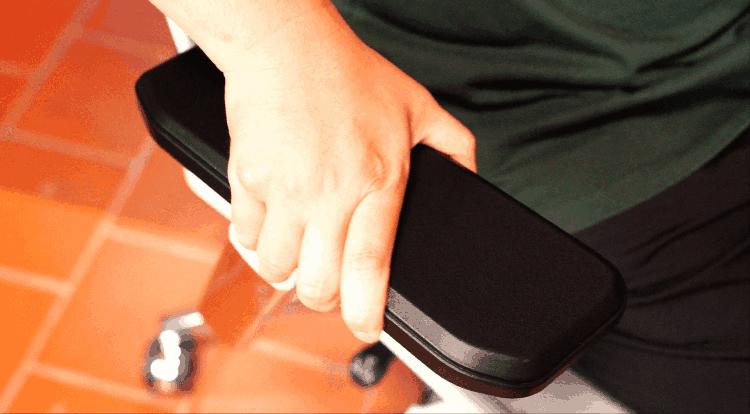 人体工学椅怎么选？不选贵的，只选对的：达宝利摩登Modern评测