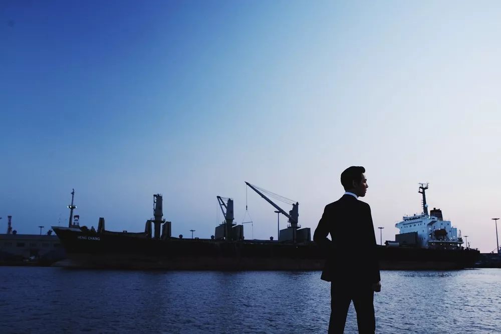 最好看的10部韩国黑帮电影推荐,三部好看到爆的韩国黑帮电影