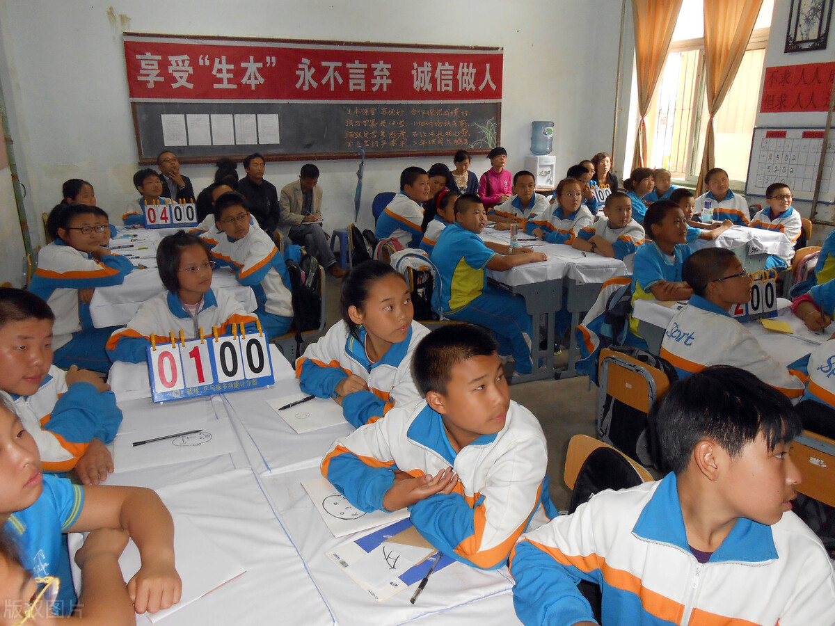 中考成绩差是选职高还是技校,中考350是选中专好还是选技校好