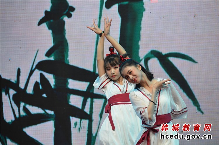 象山中学：唱响“我和我的祖国”展示三秦一流名校昂扬精气神（图）