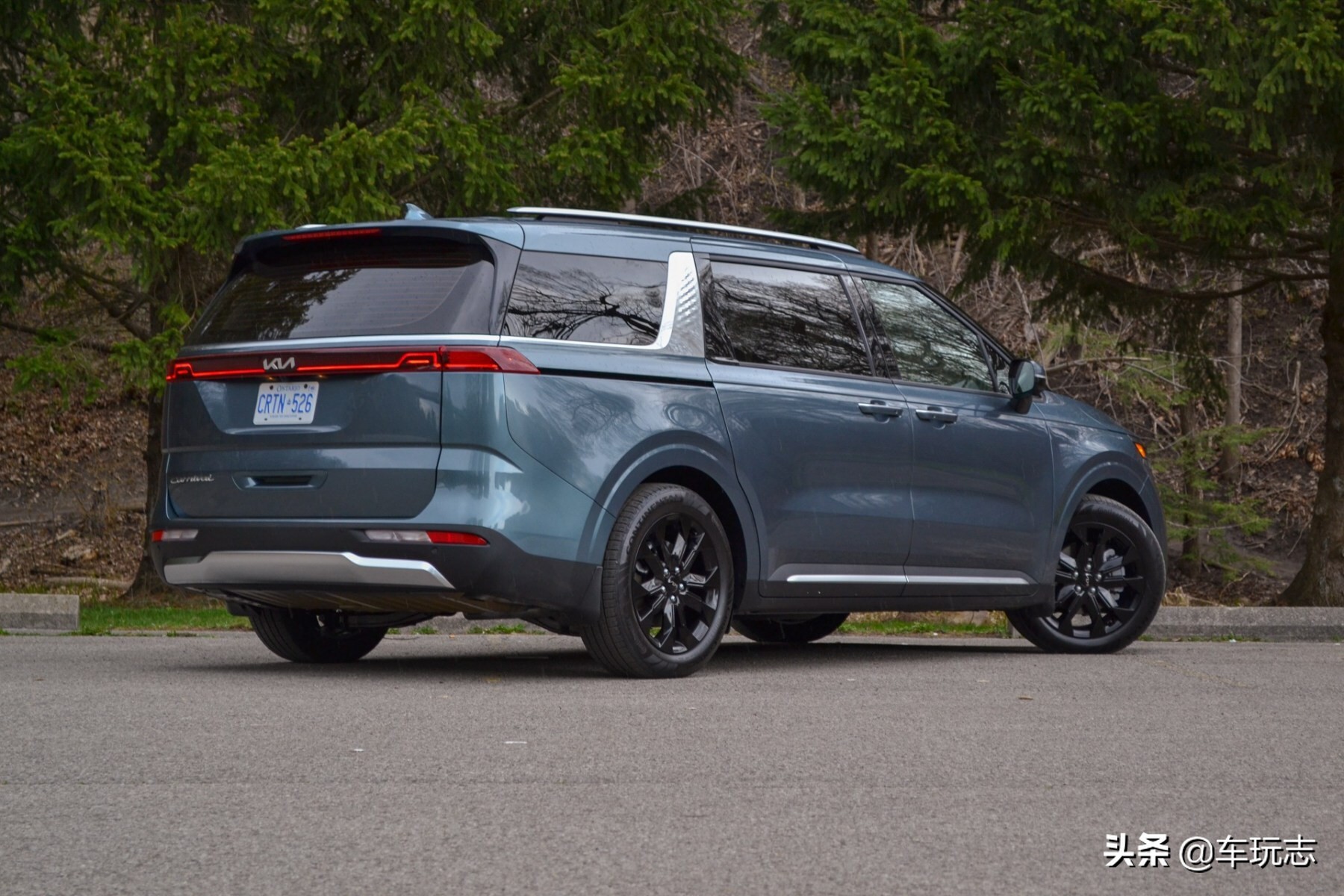 2023款起亚嘉华亮相,起亚嘉华国产mpv2020款高顶