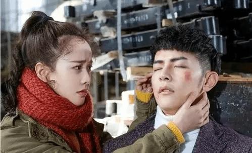 网大版《封神》上映，女主“裹着几块布”秀身材，又毁了一部经典