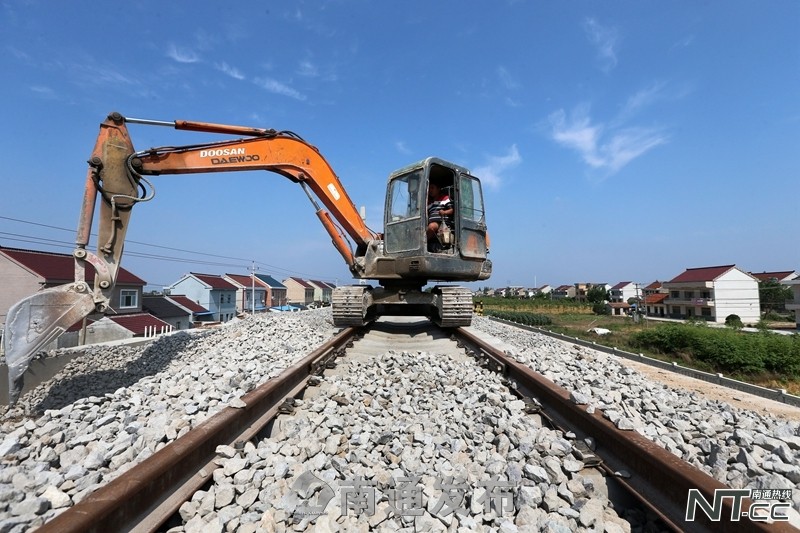 南通宁启铁路,宁启铁路绿巨人