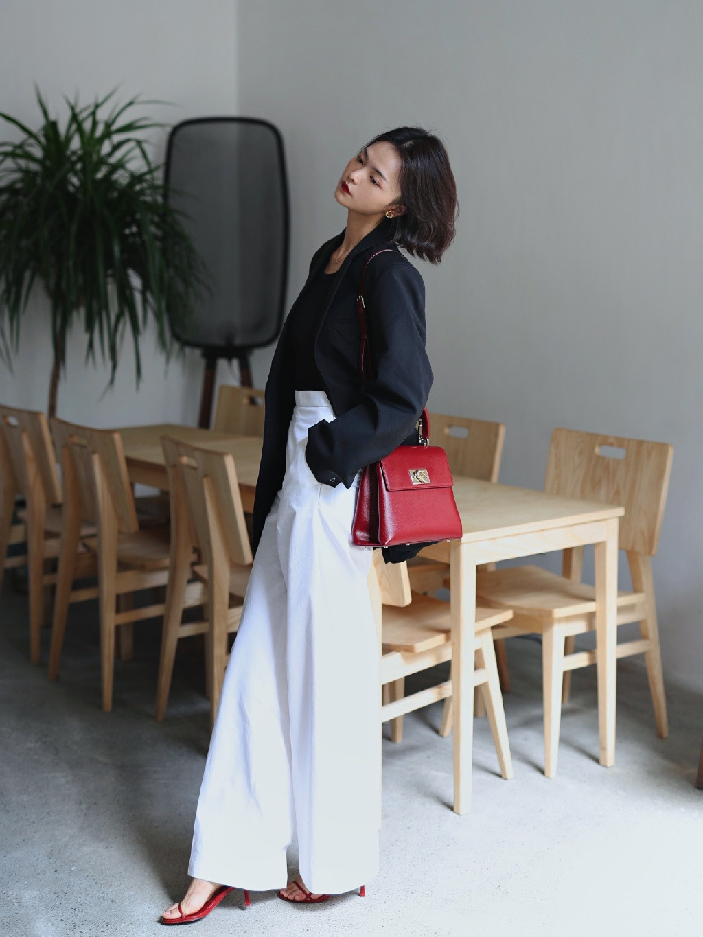 上班西装套装有气质好看推荐,上班穿的黑西装搭配什么