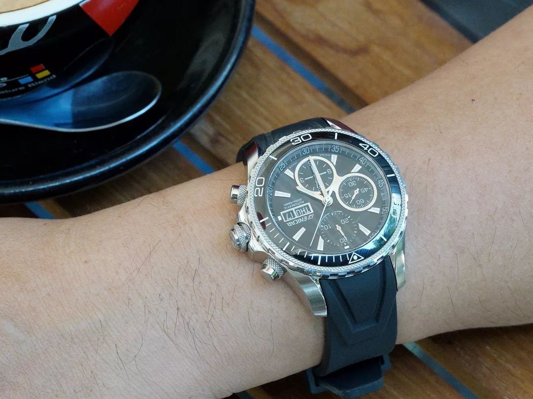 英纳格手表30m是什么意思,英纳格计时码表