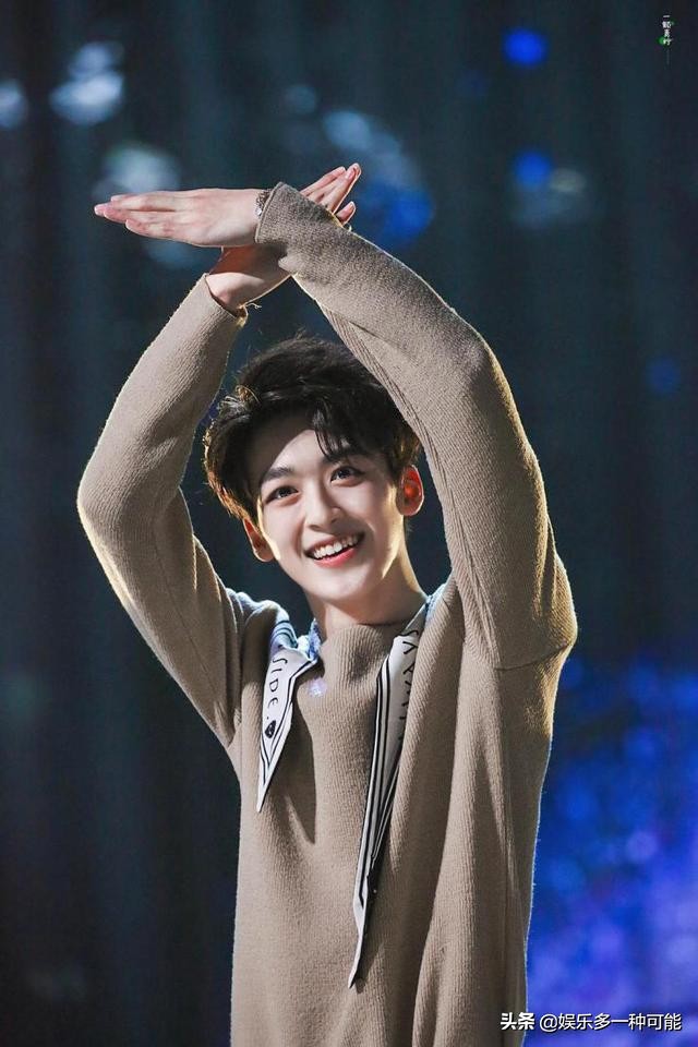 宝藏男友洛洛,何洛洛吐槽宝藏男友