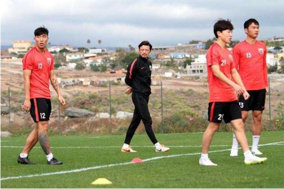 谢晖吐槽中国足球现状,中国贝克汉姆谢晖