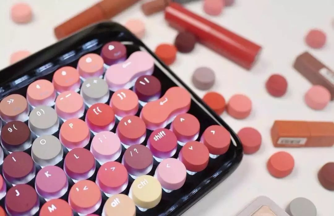 口红色号蓝牙机械键盘，抚慰程序猿的少女心