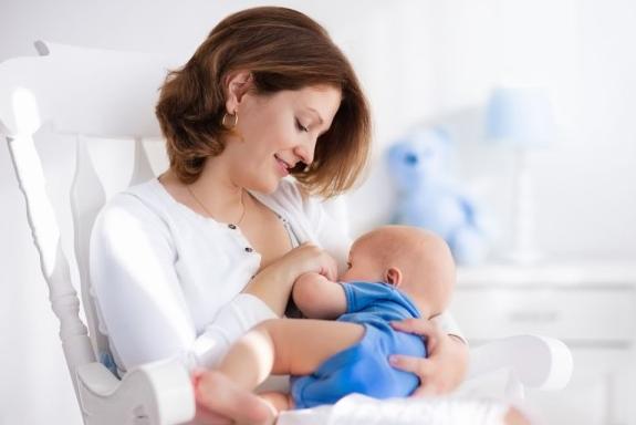 宝宝过百天应该怎么过,孩子百天真是分水岭吗