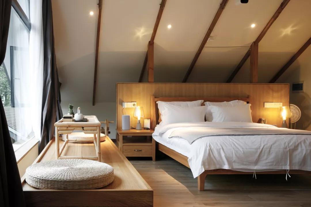 青城山别有洞天山居民宿,青城山肆禧山外民宿海拔