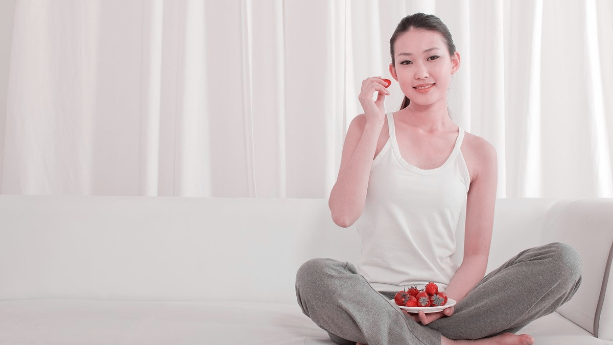 盘腿时膝关节内侧疼痛是怎么回事,怎么缓解盘腿坐导致大腿根部痛