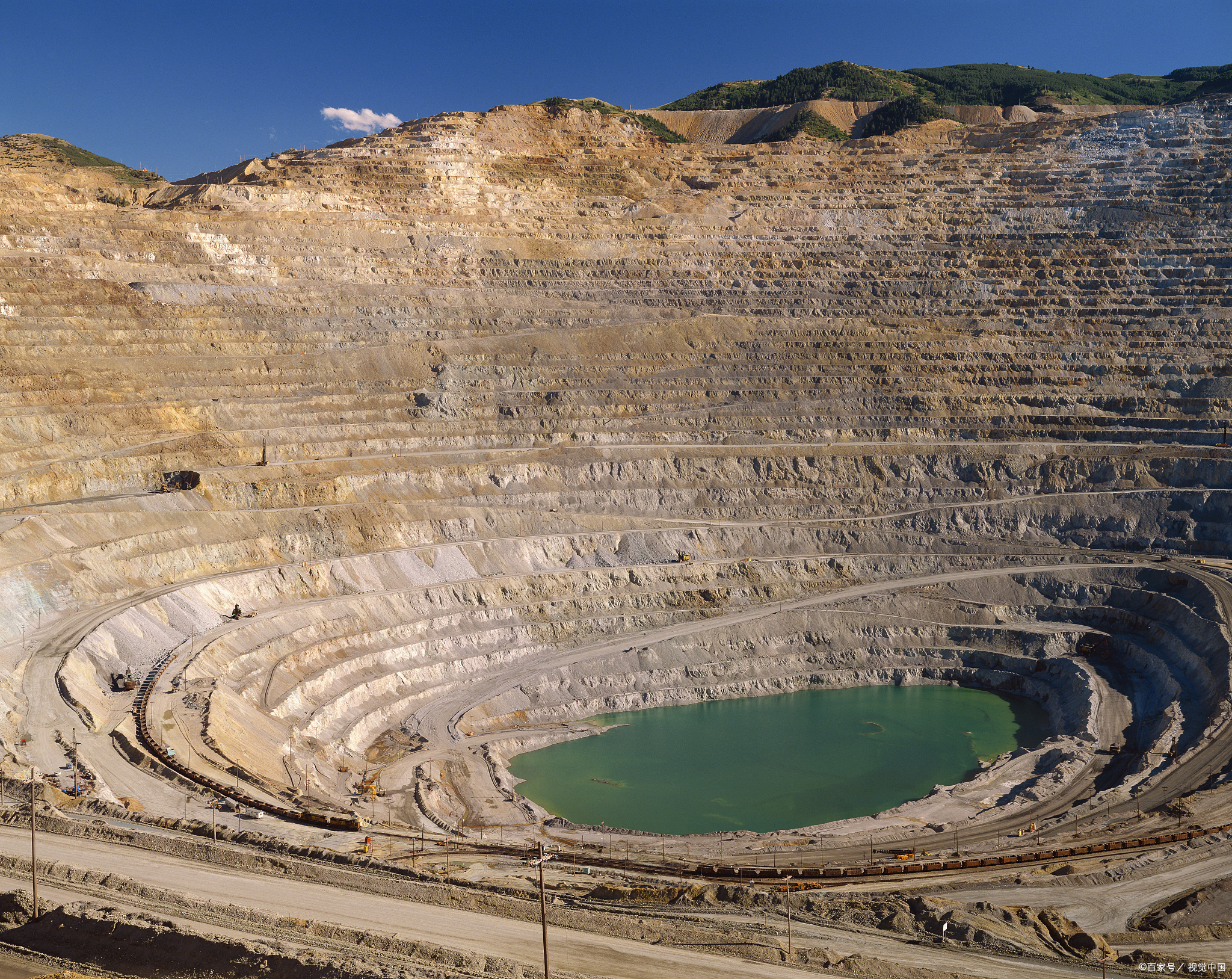 为何南美洲和非洲没有一个发达国家？