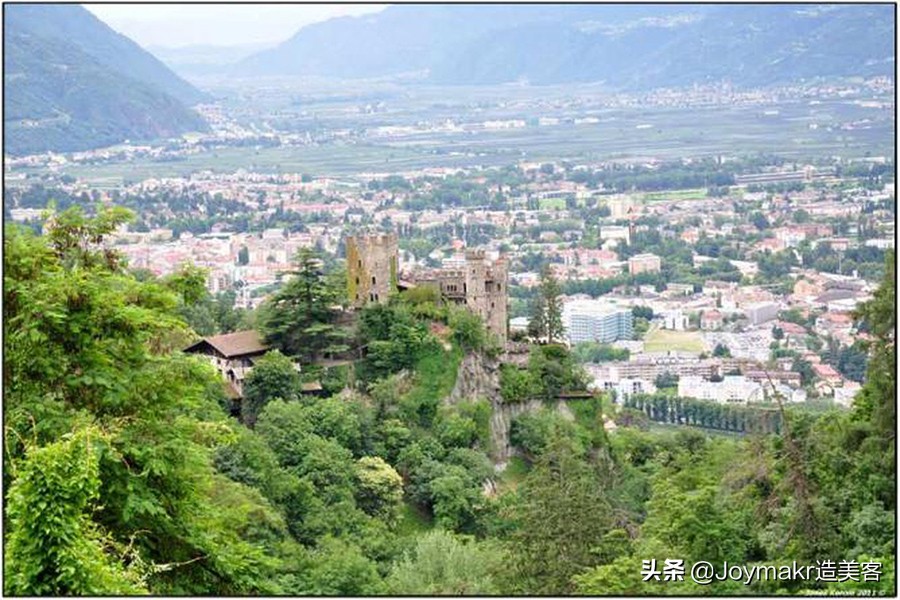 意大利罗卡卡拉西奥城堡,意大利十大最美城堡